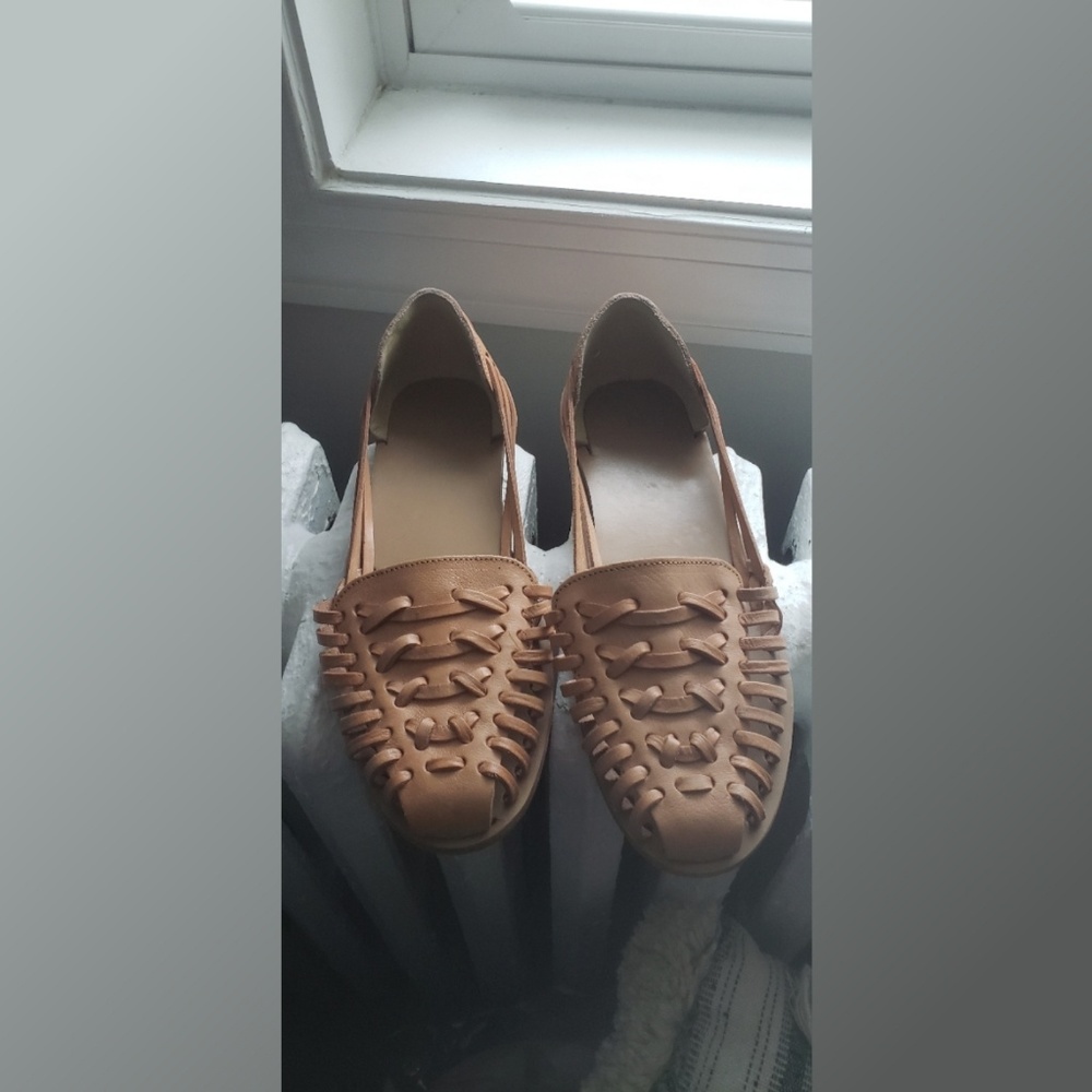Nisolo Ecuador Huarache sandal, natural vachetta